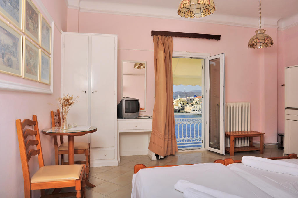 Sea Colours Rooms & Apartments Ermoupoli Dış mekan fotoğraf